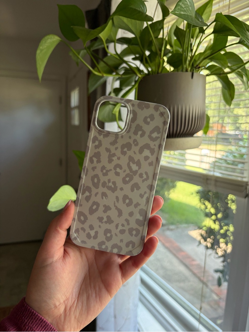 Neutral Leopard Print Phone Case - Unbranded